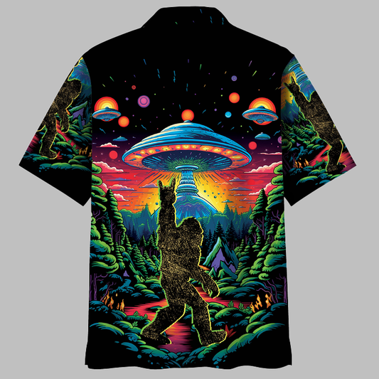 Alien Bigfoot Hawaiian Shirt - Moonbestprint