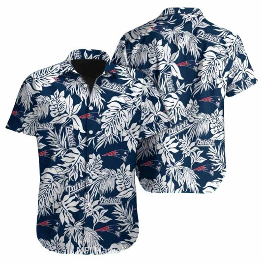 New England Patriots Logo And Tropical Leaves Hawaiian Shirt - Moonbestprint