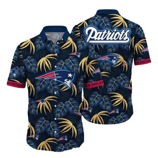 New England Patriots Midnight Palm Leaves Hawaiian Shirt - Moonbestprint