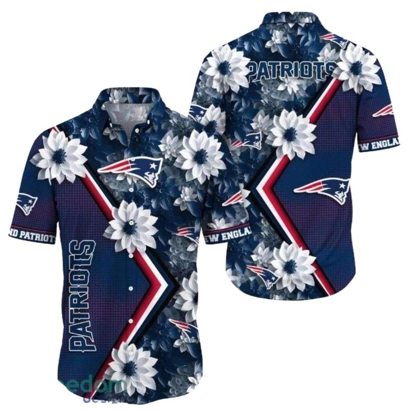 New England Patriots Patriotic Bloom Hawaiian Shirt - Moonbestprint
