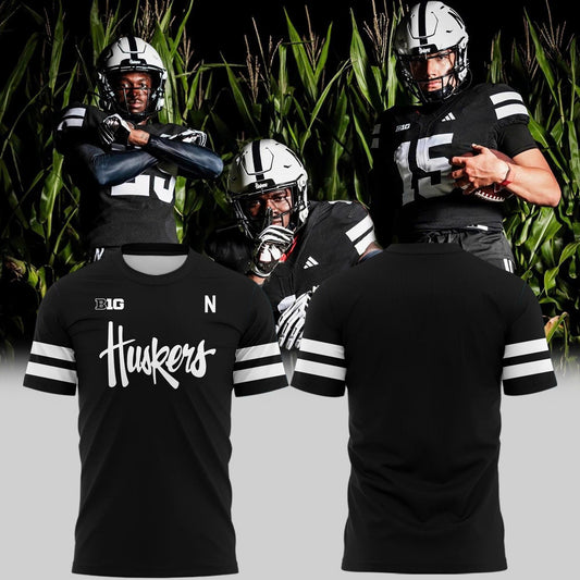 Special New Alternate Dark Mode Helmet Logo Tshirt In Black | YJ38 Moonbestprint