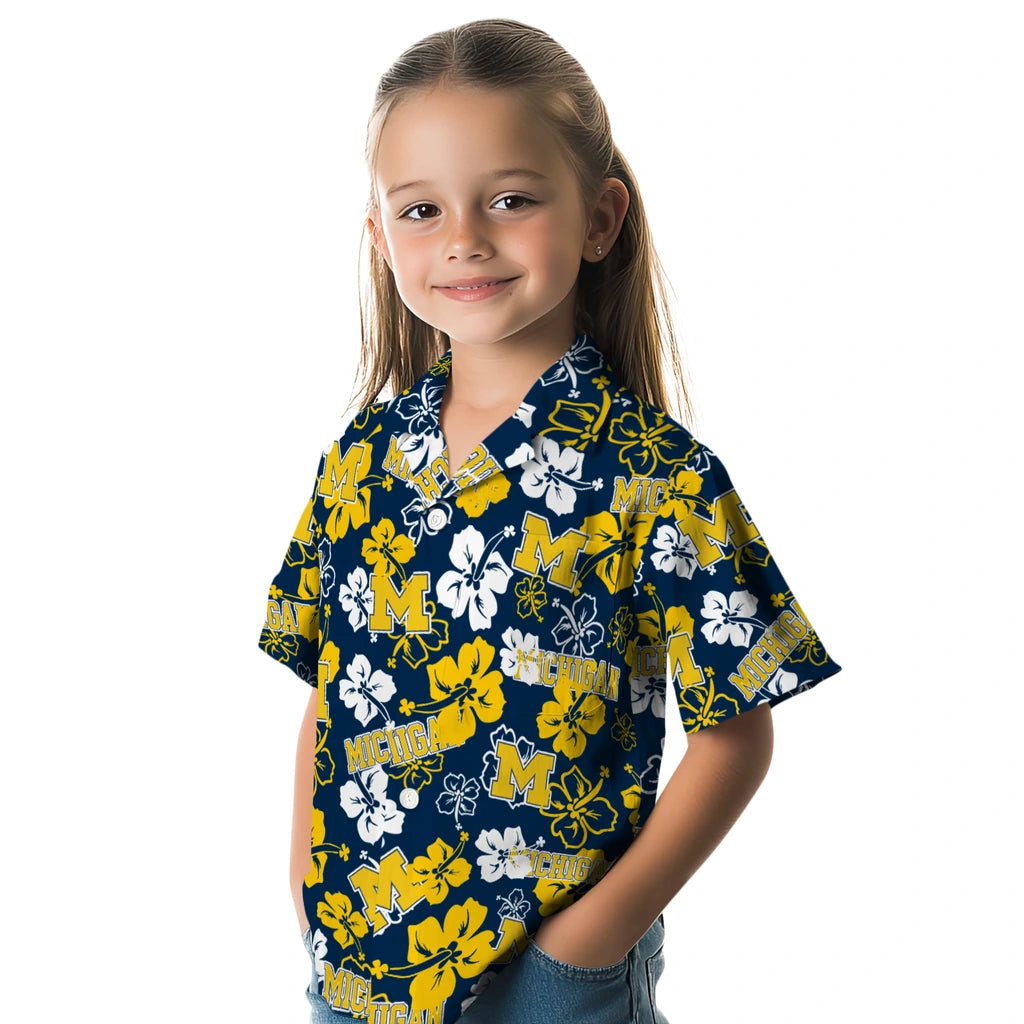 Michigan Wolverines Hibiscus Bloom Hawaiian Shirt – Moonbestprint