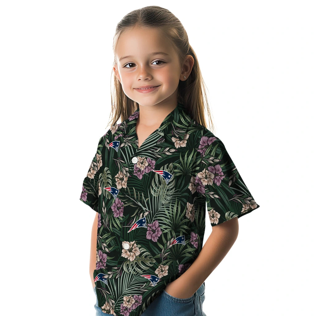 New England Patriots Hawaiian Shirt - Hibiscus Leaves Pattern | Moonbestprint