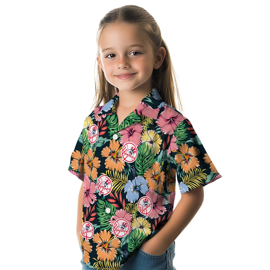 New York Yankees Hawaiian Shirt - Brilliant Hibiscus Garden | Moonbestprint
