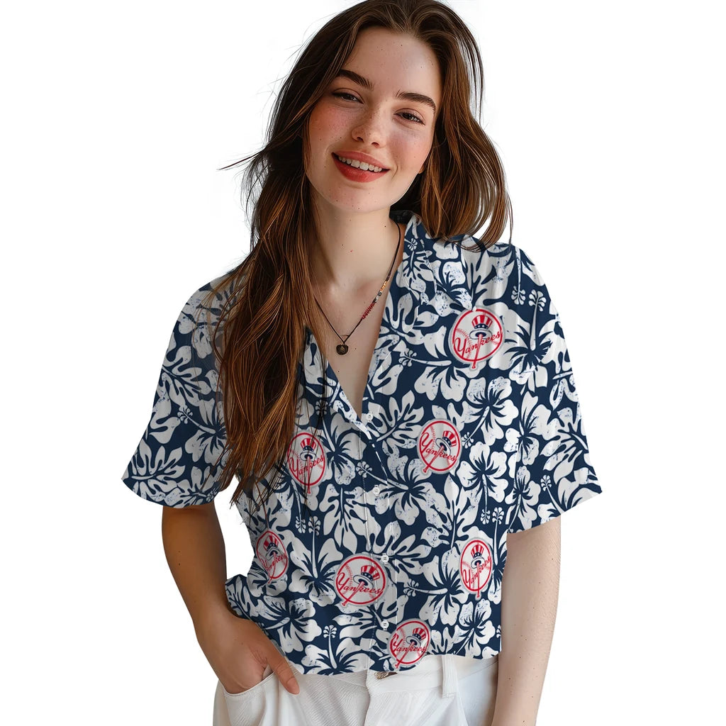 New York Yankees Hawaiian Shirt - Hibiscus Motif | Moonbestprint