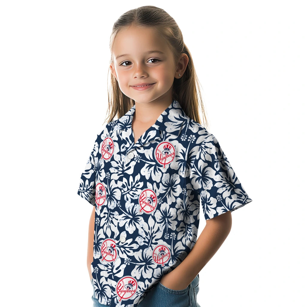 New York Yankees Hawaiian Shirt - Hibiscus Motif | Moonbestprint