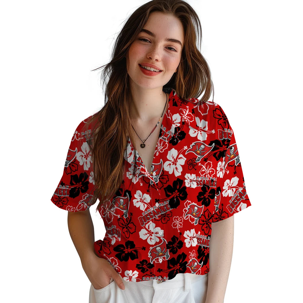 Tampa Bay Buccaneers Hibiscus Bloom Hawaiian Shirt – Moonbestprint