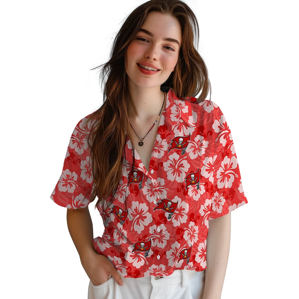 Tampa Bay Buccaneers Hawaiian Shirt - Hibiscus Cluster | Moonbestprint