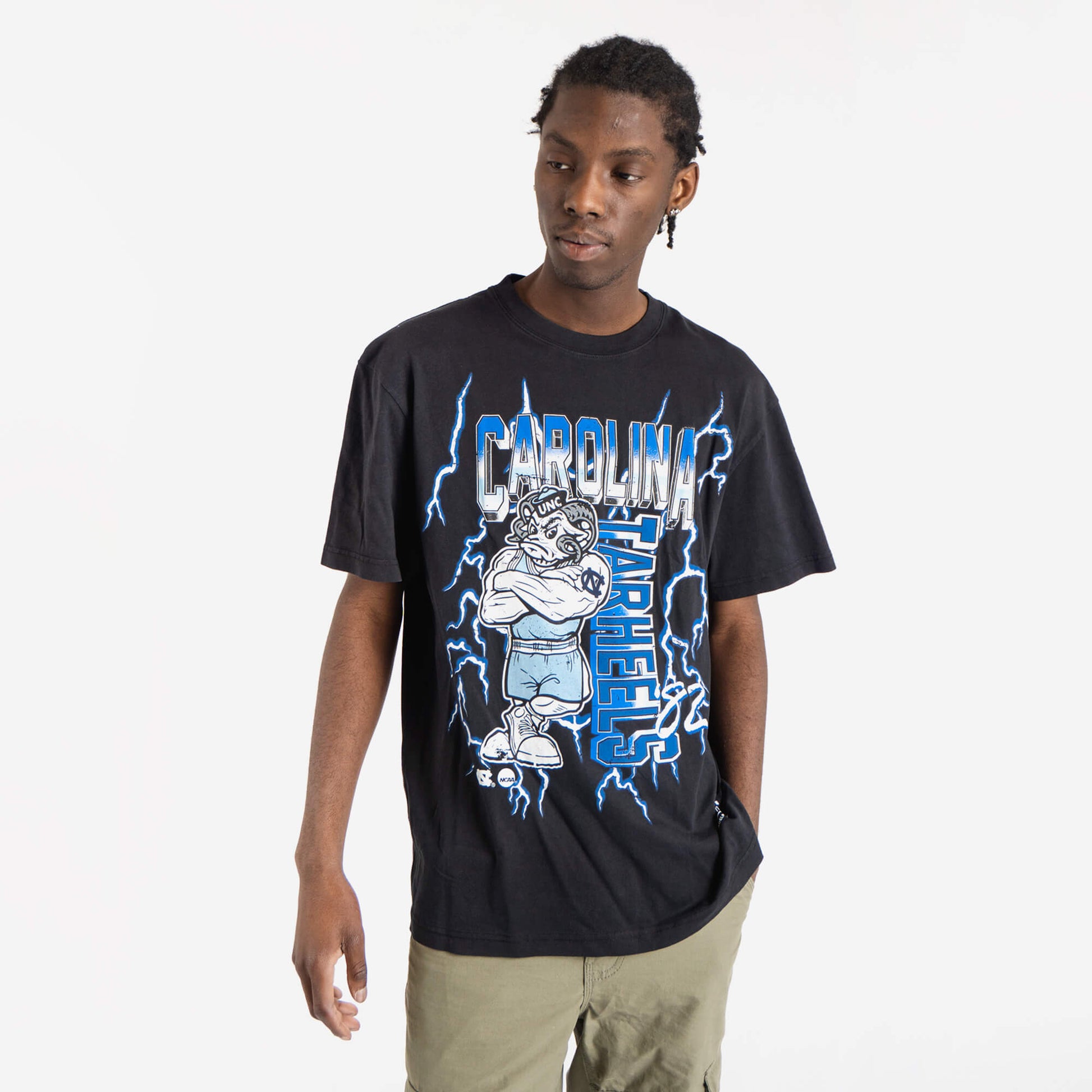 University of North Carolina Tar Heels Vintage Lightning NCAA T-Shirt